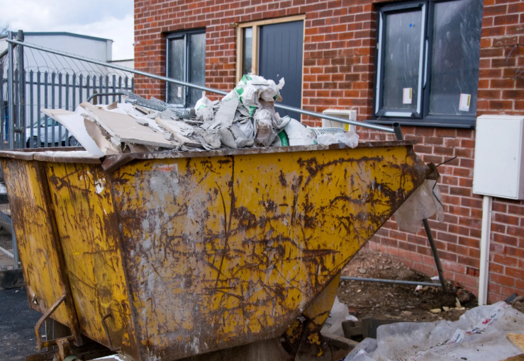 Commercial Dumpster Overflow Cleanup